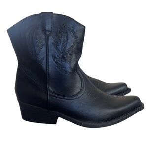 NWT- SO Black COWBOY Heeled Boots